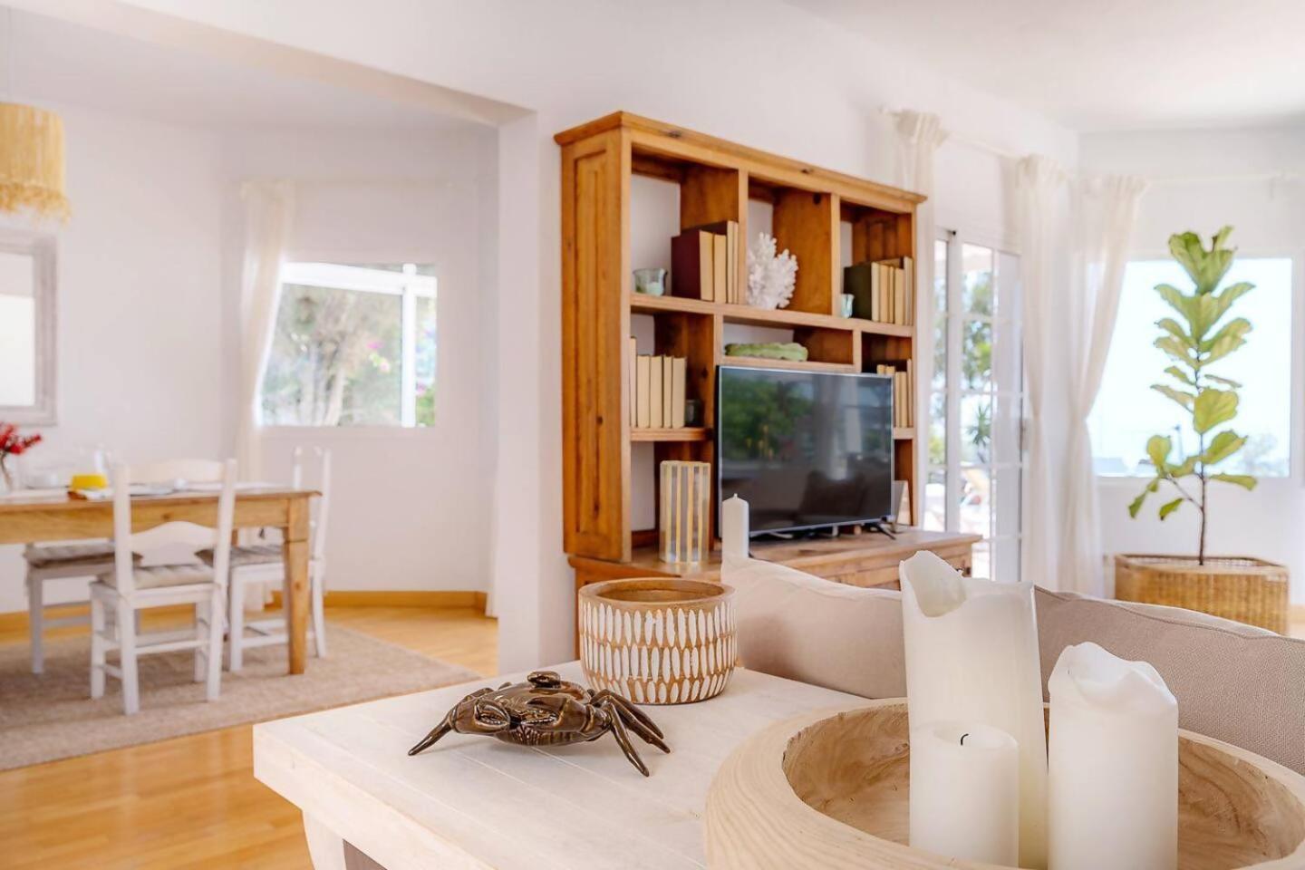 Amazing 3 Bedroom Ocean View With Pool Тиас Экстерьер фото