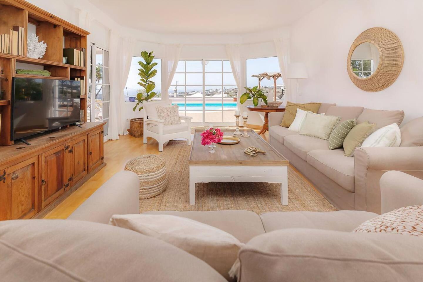 Amazing 3 Bedroom Ocean View With Pool Тиас Экстерьер фото