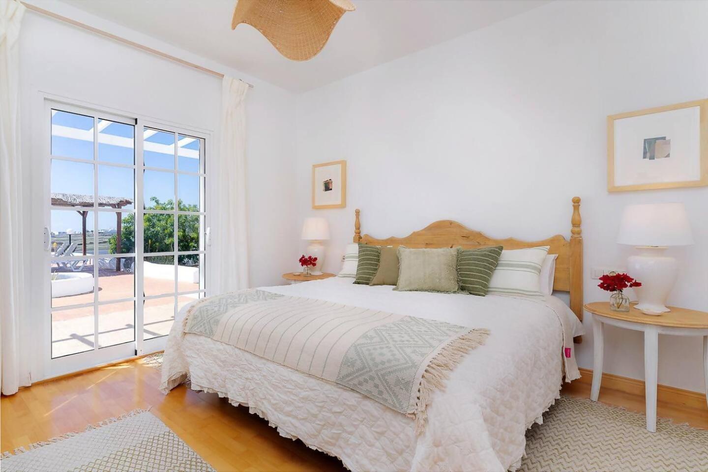 Amazing 3 Bedroom Ocean View With Pool Тиас Экстерьер фото